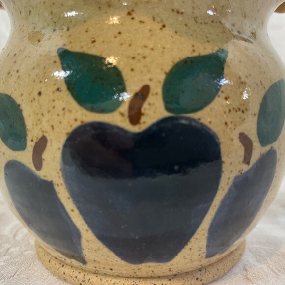 Three Rivers Pottery Basket Wooden Handle Handpainted Blue Apples 1993 - Picture 5 of 5